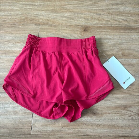 Lululemon Athletic Hotty Hot HR Lined Short 2.5” Pink Dragonfruit NWT Size 4 - Picture 1 of 8